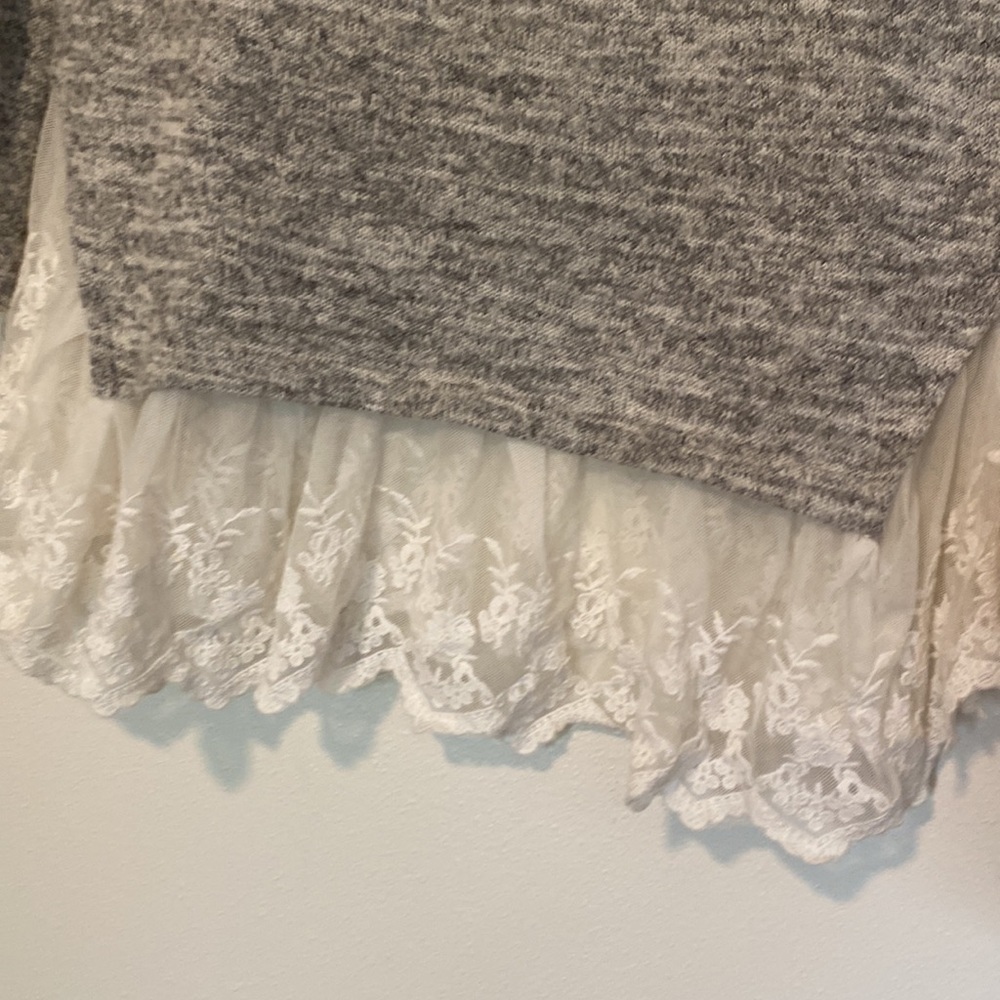 J.M & D.Z layered lace Heather grey long sleeve sweater tunic med - Picture 2 of 9